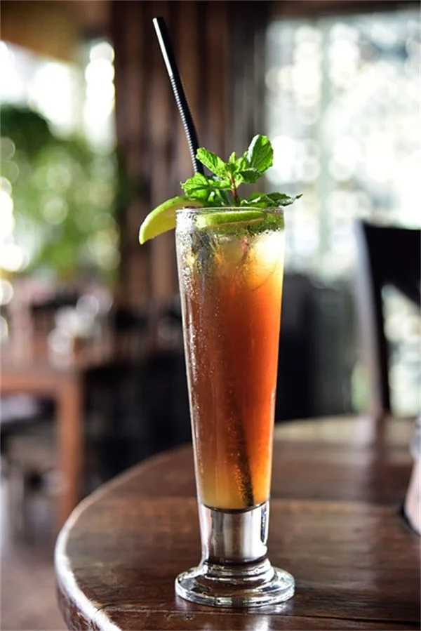 How to Make Drunken Compost in 14 Days with Beer and Soda